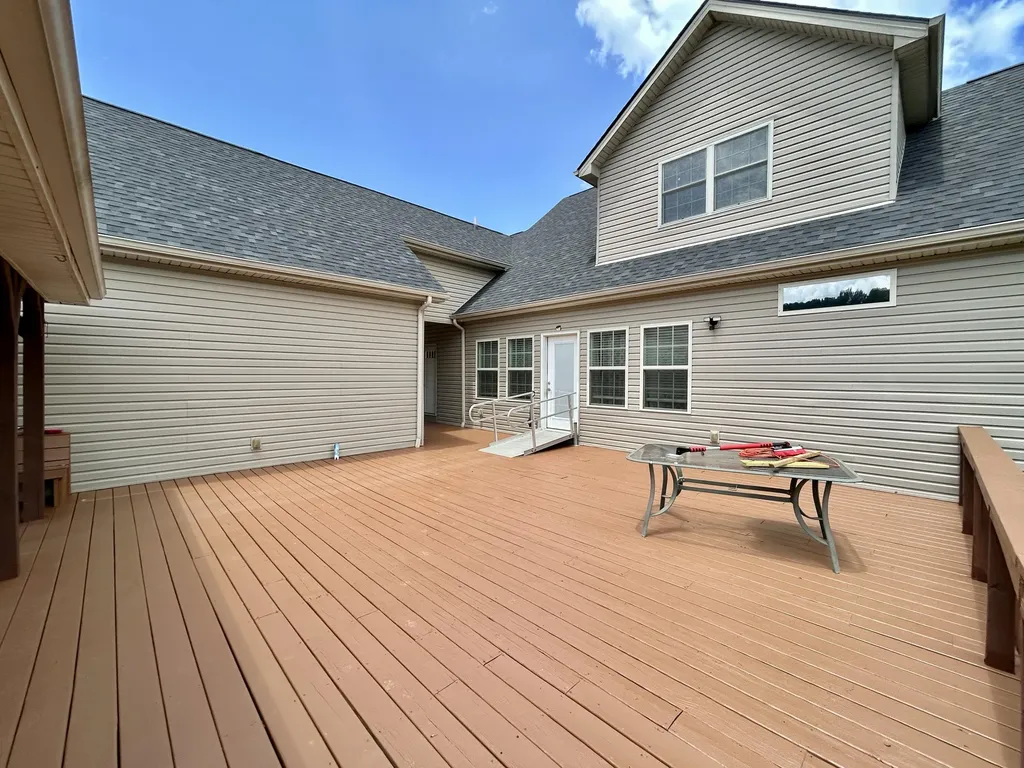 291 Forest Ridge Circle Bronston KY 42518