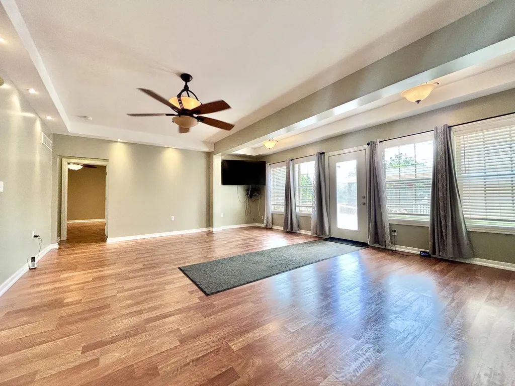 291 Forest Ridge Circle Bronston KY 42518