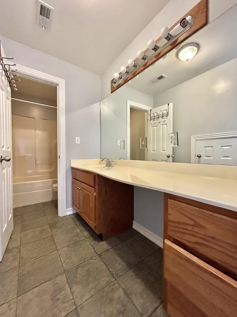 291 Forest Ridge Circle Bronston KY 42518