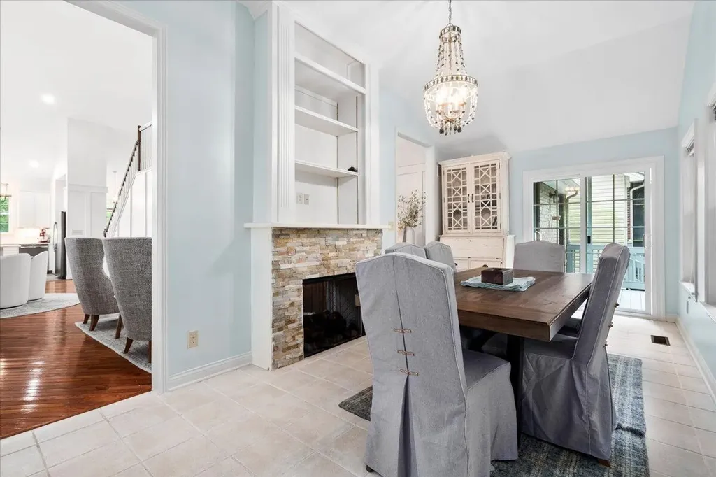 2316 Valencia Drive Lexington KY 40513