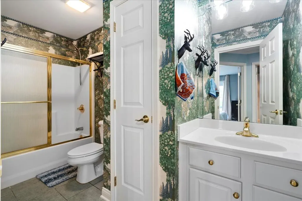 2316 Valencia Drive Lexington KY 40513