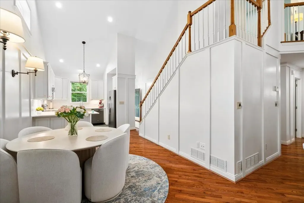 2316 Valencia Drive Lexington KY 40513