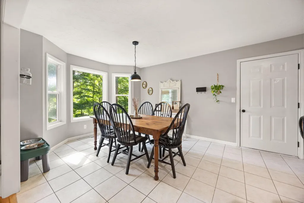 529 Cliffside Drive Russell Springs KY 42642