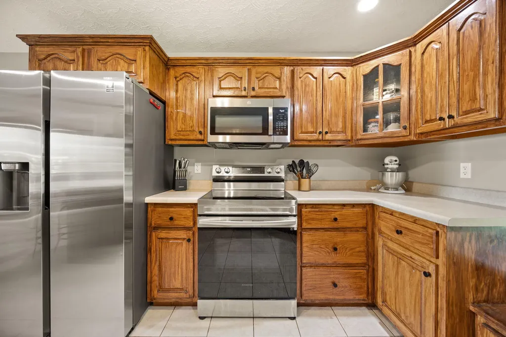 529 Cliffside Drive Russell Springs KY 42642