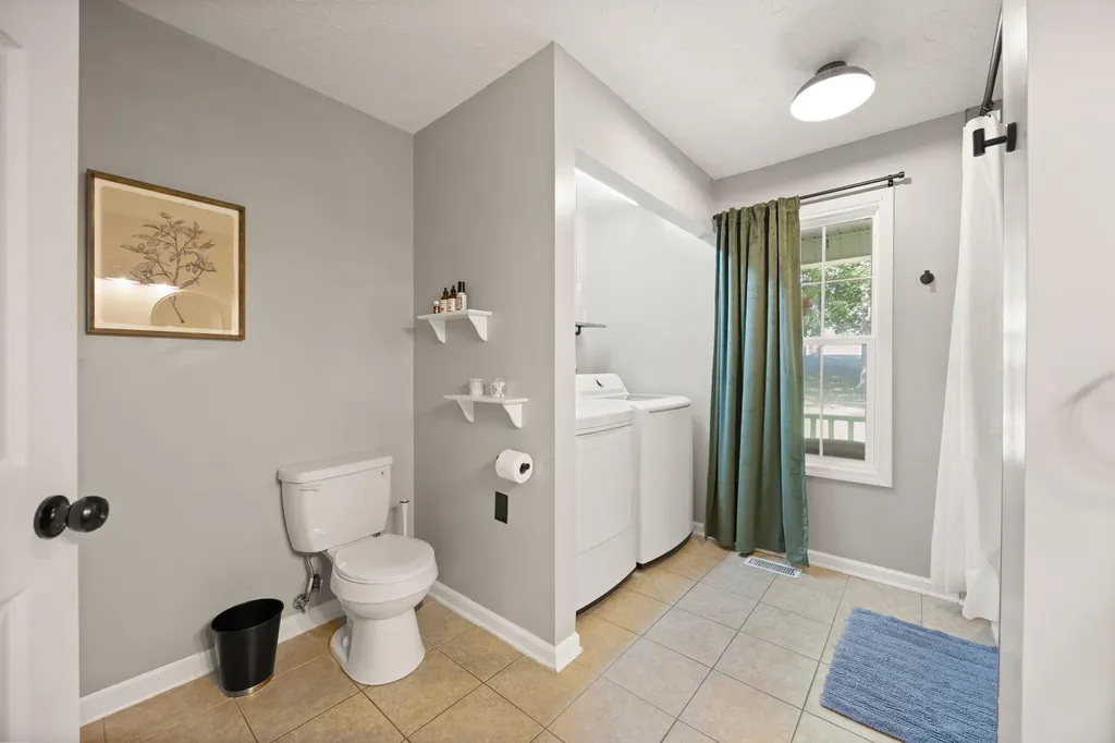 529 Cliffside Drive Russell Springs KY 42642