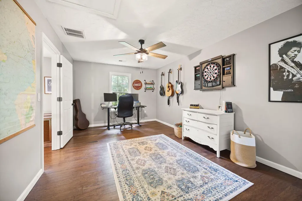 529 Cliffside Drive Russell Springs KY 42642