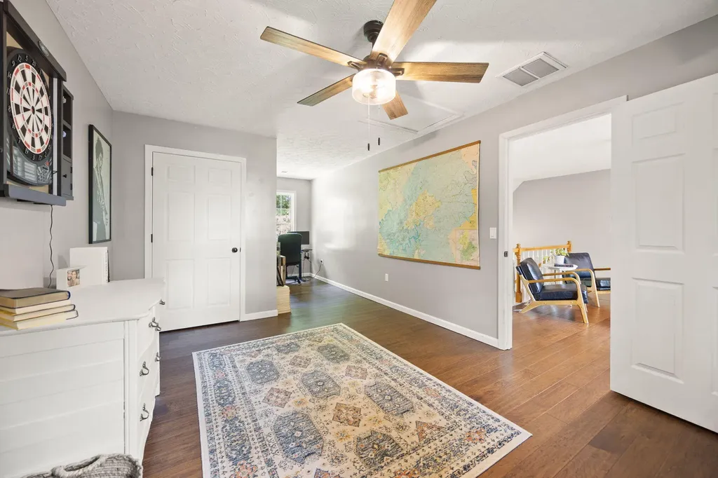 529 Cliffside Drive Russell Springs KY 42642