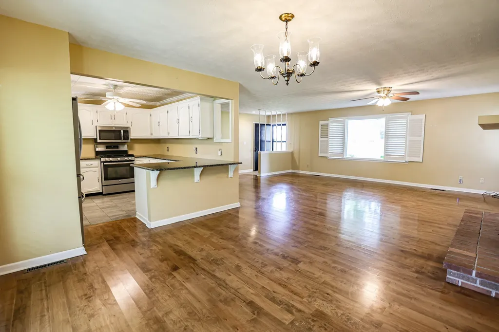 118 Milton Drive Paducah KY 42003