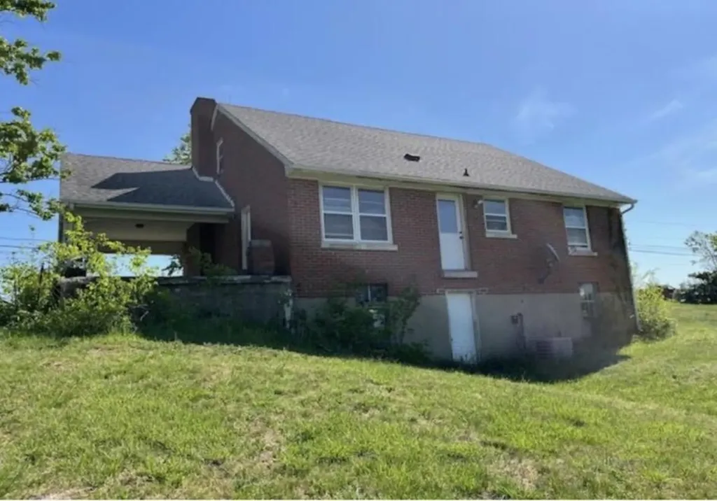 727 Jewell Road Wilmore KY 40390