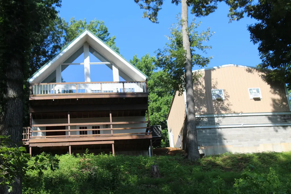 611 Hillside Trail Eddyville KY 42038