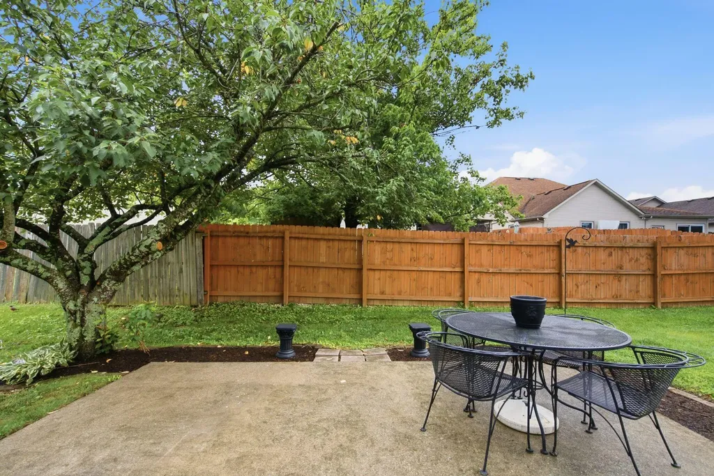 1244 Pleasant Ridge Drive Lexington KY 40509