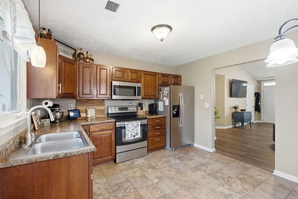 1123 Jonestown Lane Lexington KY 40517