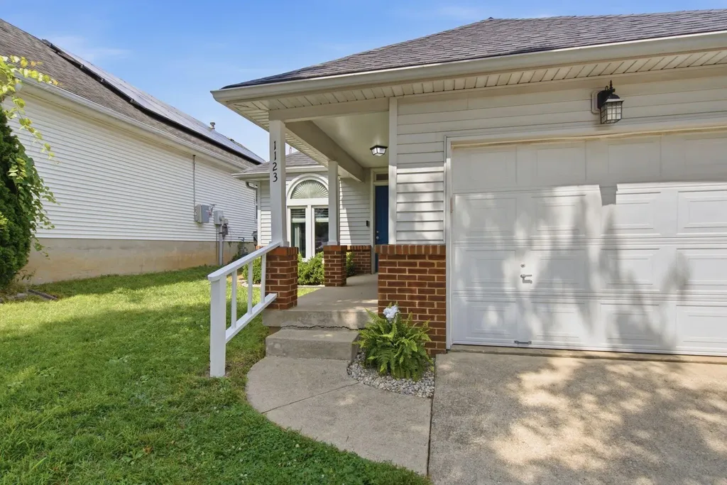 1123 Jonestown Lane Lexington KY 40517