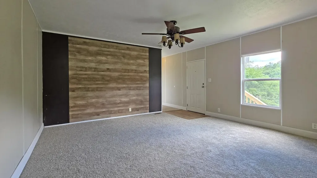 1060 Veneable School Road Booneville KY 41314