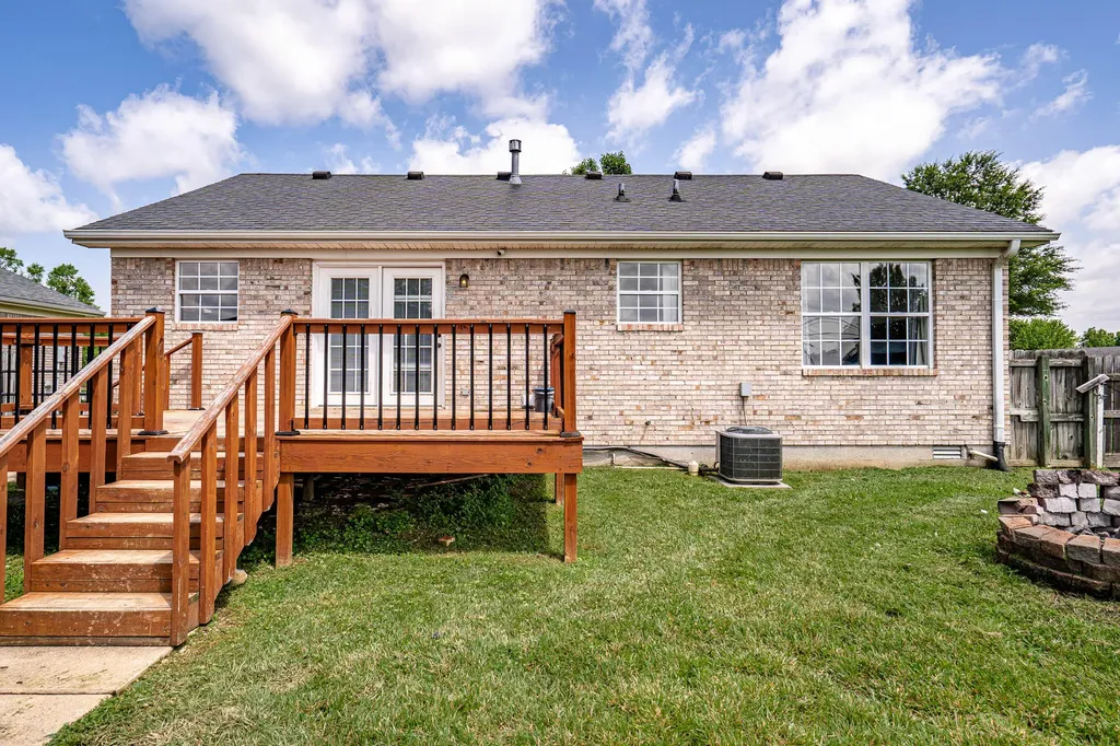 472 Beechcliff Circle Shepherdsville KY 40165