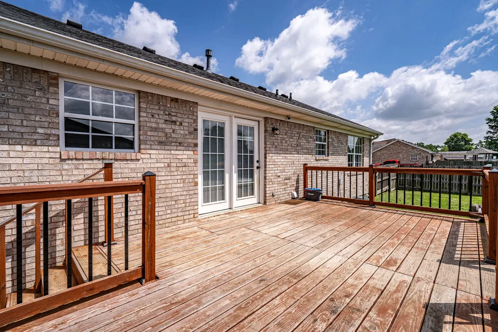472 Beechcliff Circle Shepherdsville KY 40165