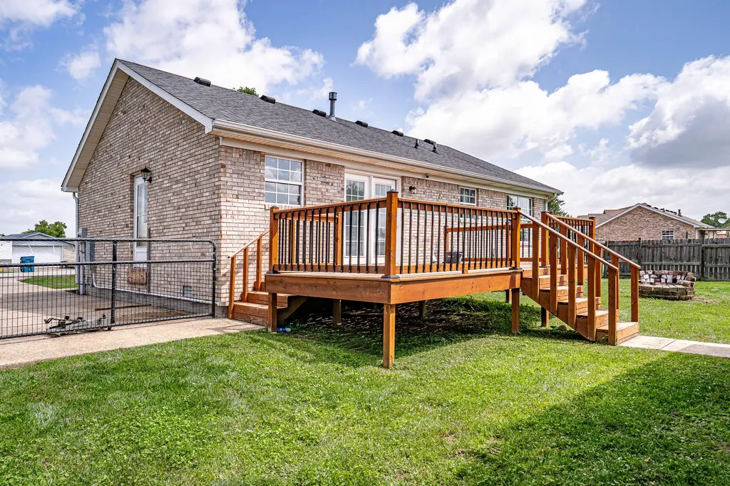 472 Beechcliff Circle Shepherdsville KY 40165