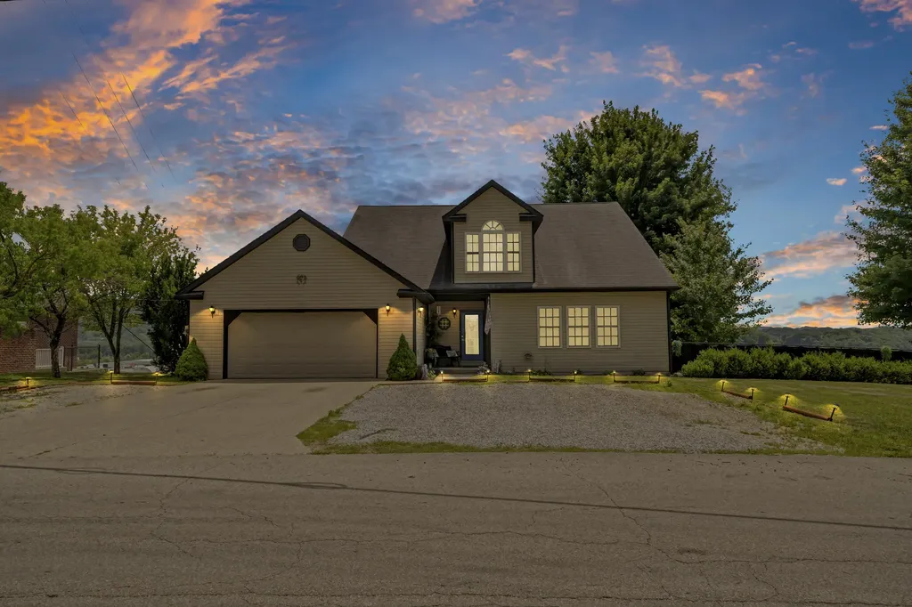 1235 Hallwood Drive Morehead KY 40351