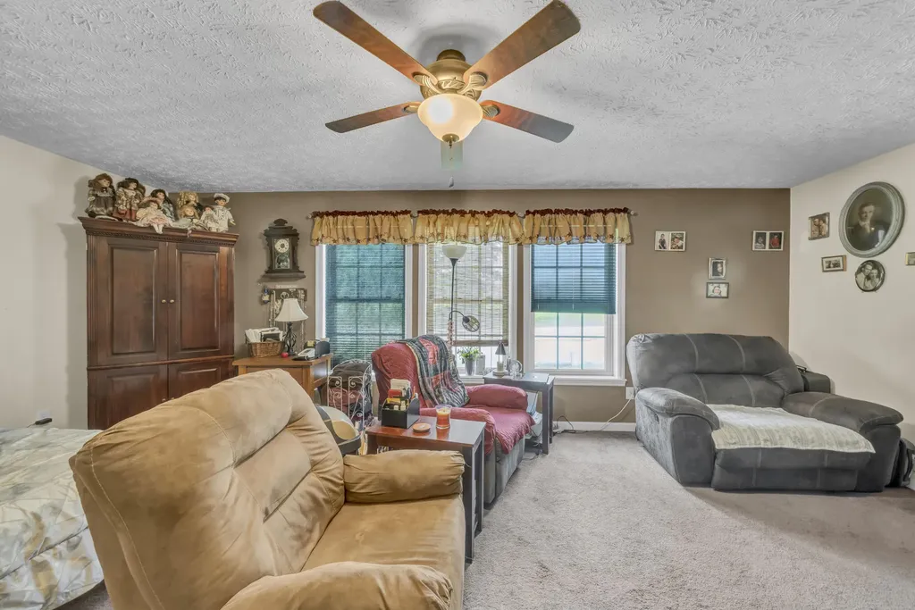 1235 Hallwood Drive Morehead KY 40351