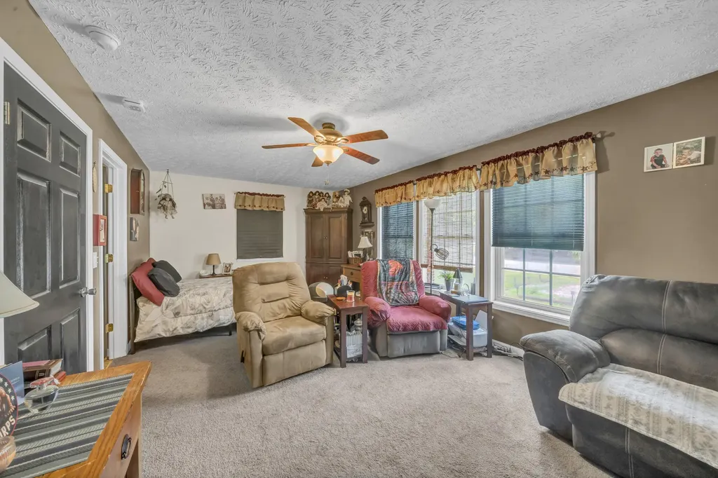 1235 Hallwood Drive Morehead KY 40351