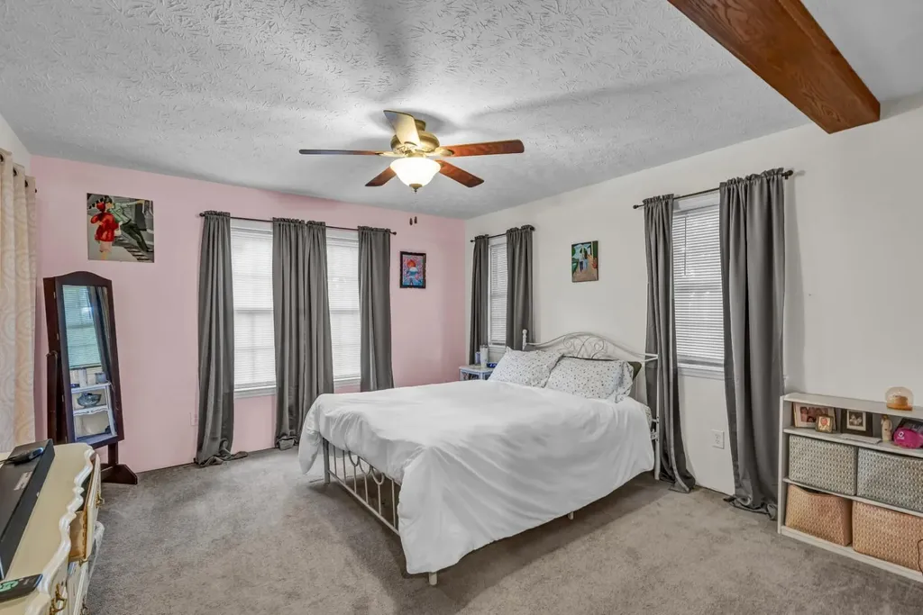1235 Hallwood Drive Morehead KY 40351