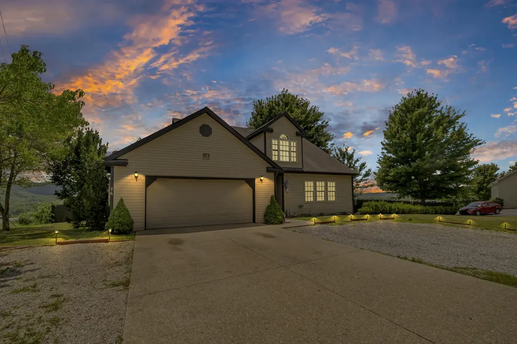 1235 Hallwood Drive Morehead KY 40351