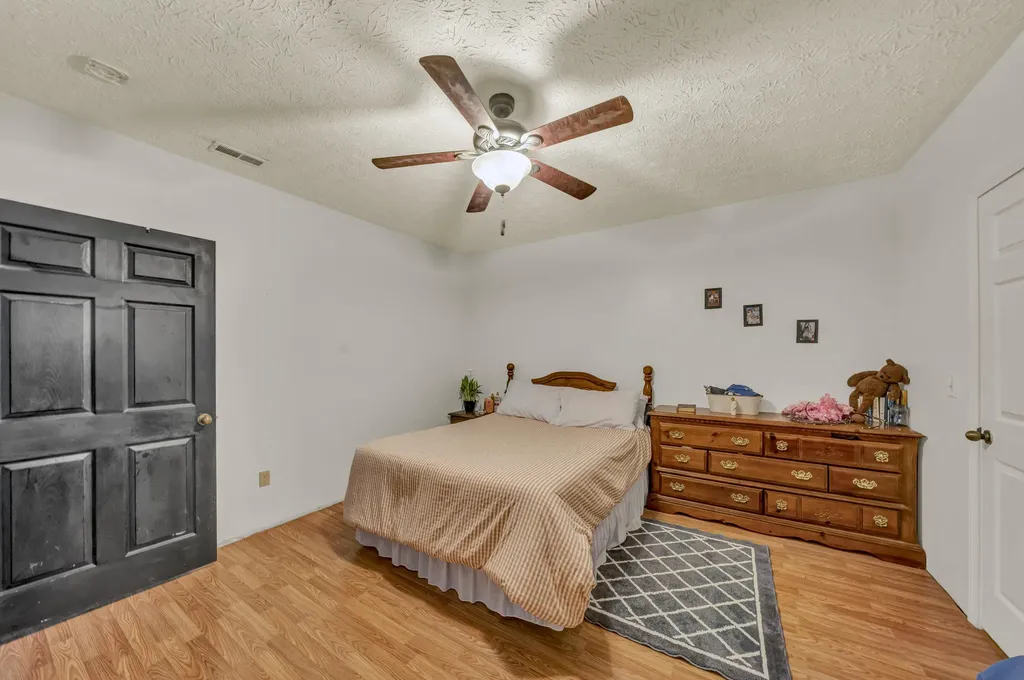 1235 Hallwood Drive Morehead KY 40351