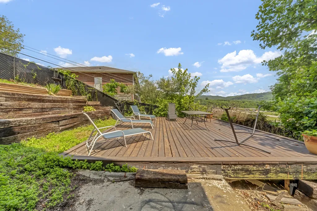 1235 Hallwood Drive Morehead KY 40351