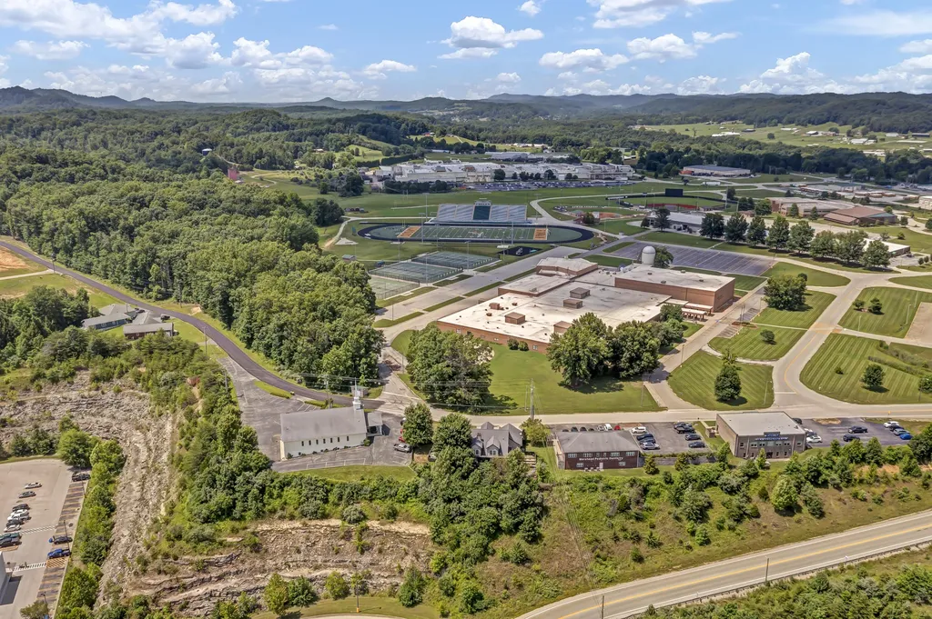 1235 Hallwood Drive Morehead KY 40351