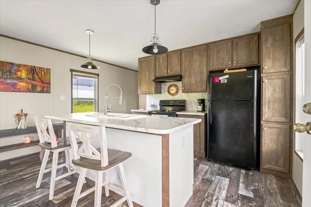 1295 Old Salem Road London KY 40741