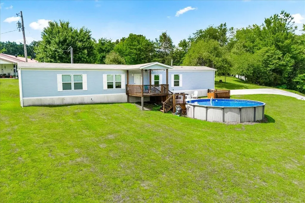 1295 Old Salem Road London KY 40741