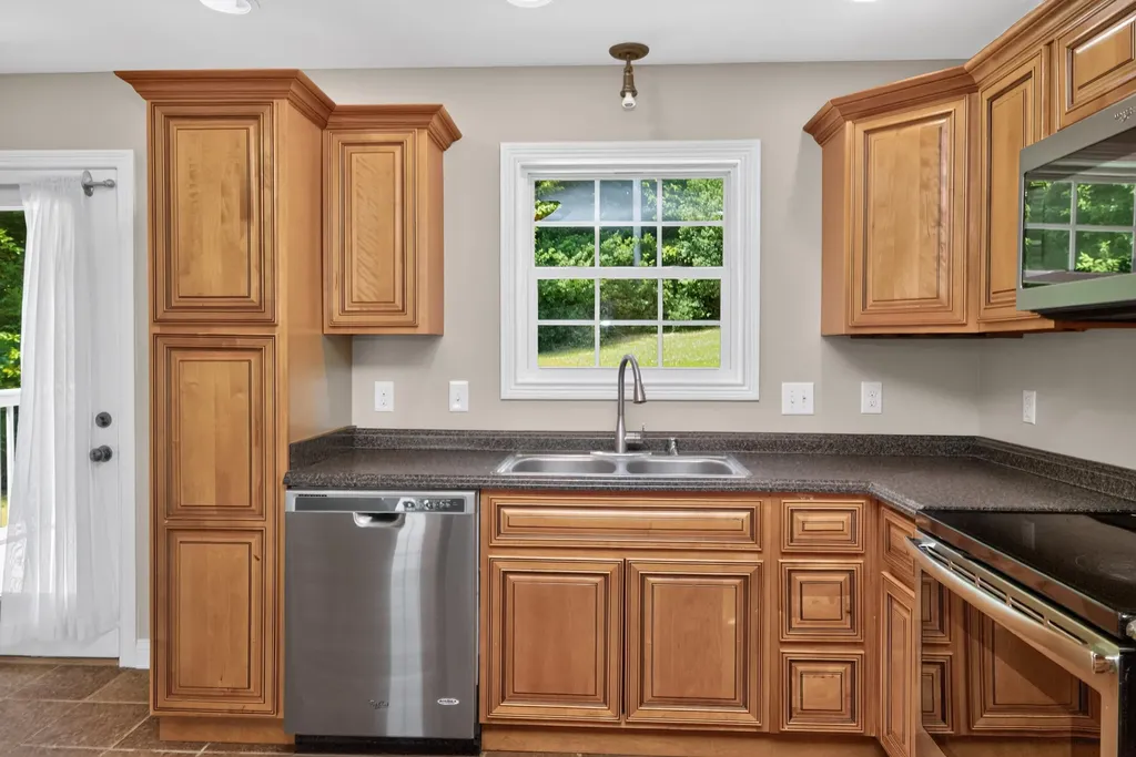 209 Connie Lane Winchester KY 40391