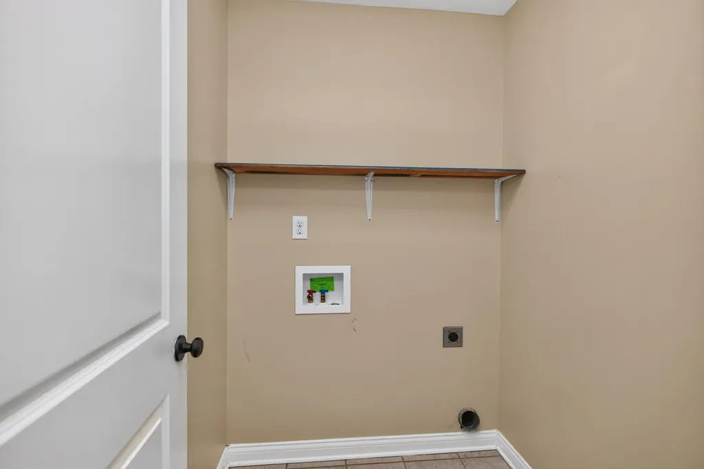 209 Connie Lane Winchester KY 40391