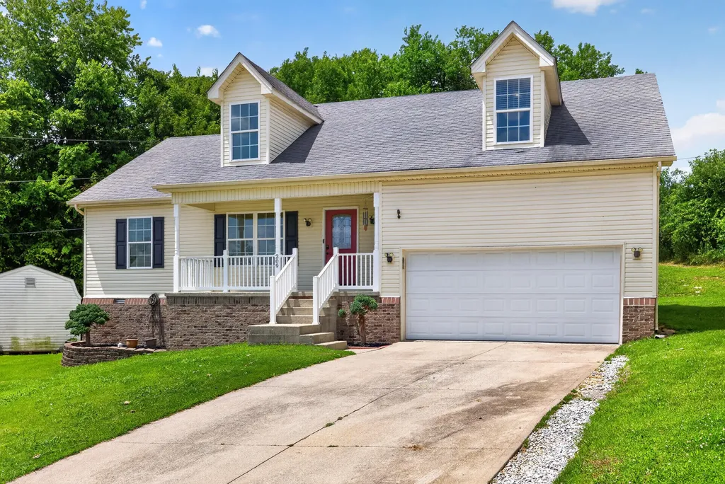 209 Connie Lane Winchester KY 40391