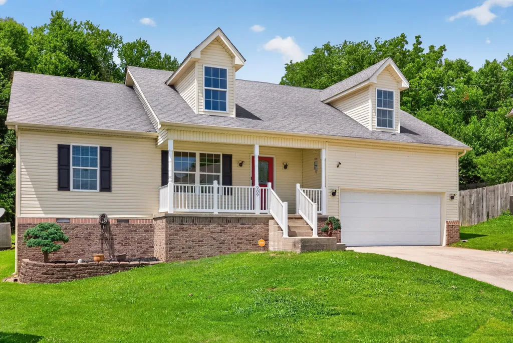 209 Connie Lane Winchester KY 40391