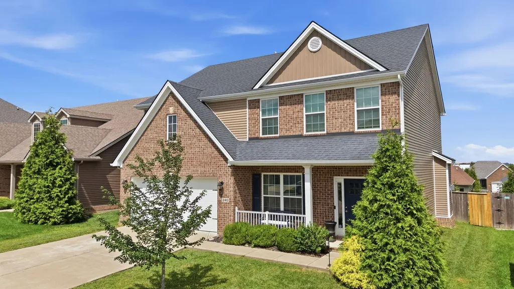 240 Blackthorn Drive Nicholasville KY 40356