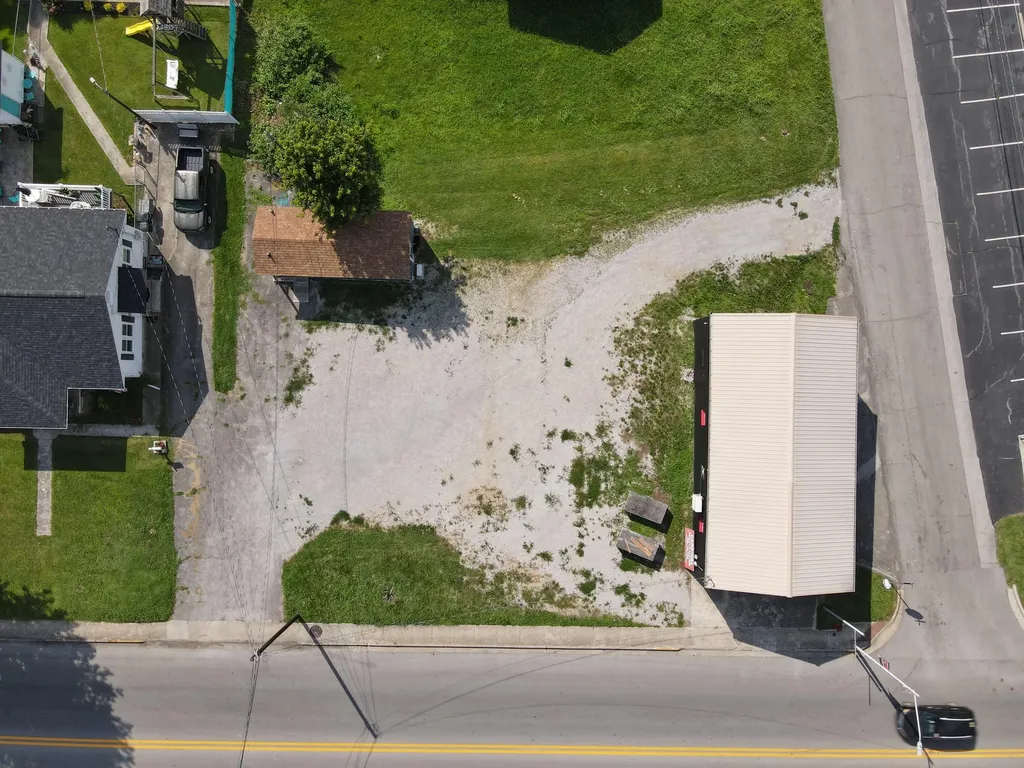 160 S Main Street Monticello KY 42633