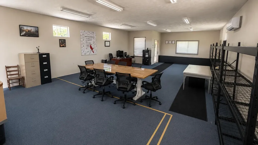 160 S Main Street Monticello KY 42633