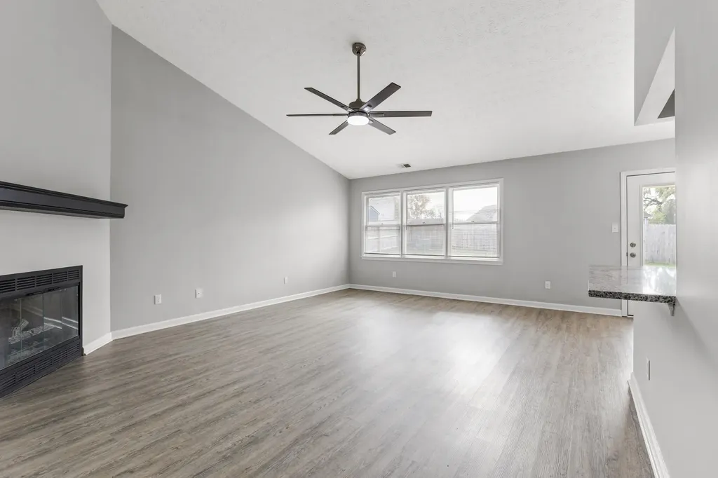 131 Hawthorne Drive Georgetown KY 40324