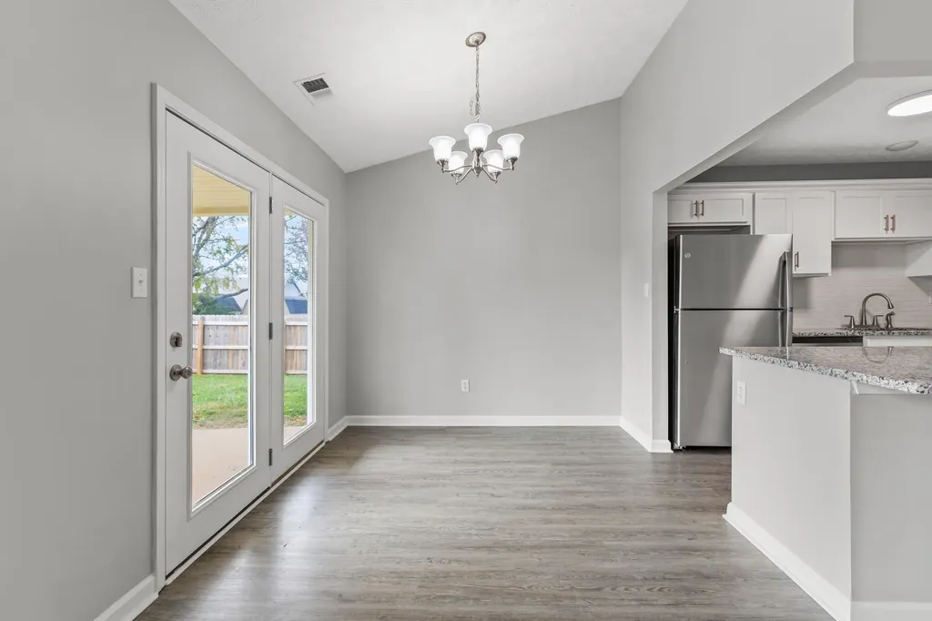131 Hawthorne Drive Georgetown KY 40324