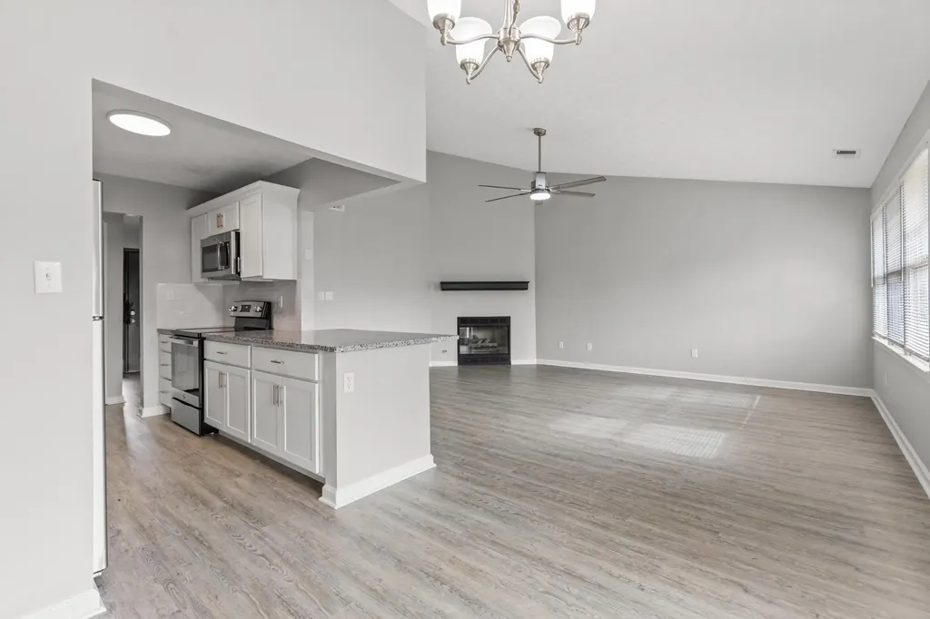 131 Hawthorne Drive Georgetown KY 40324