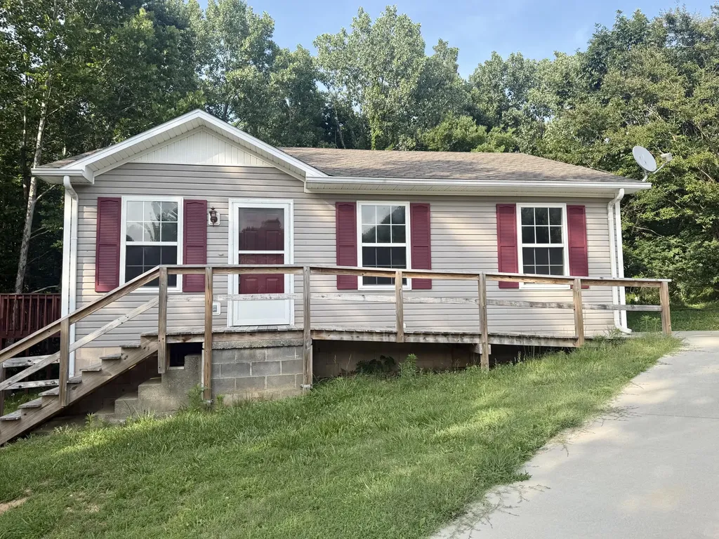 74 English Drive Cadiz KY 42211