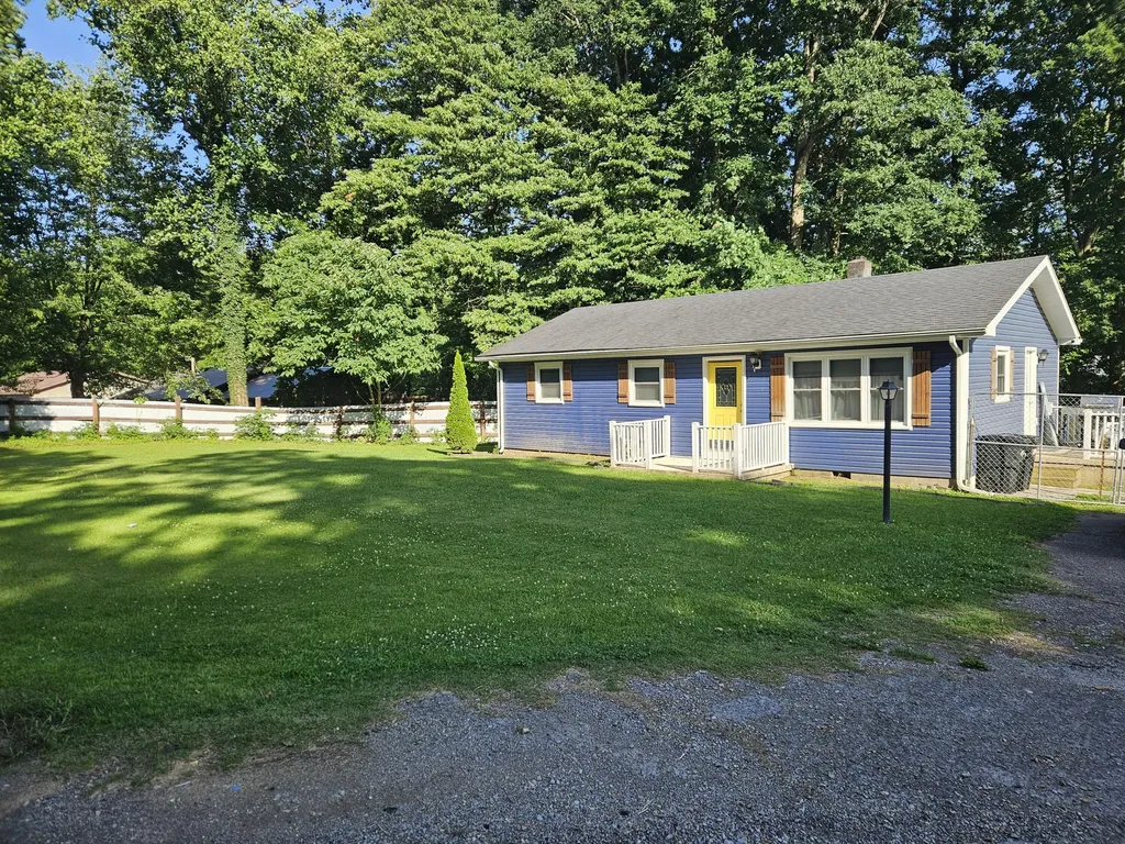 1229 Ky-80 Russell Springs KY 42642