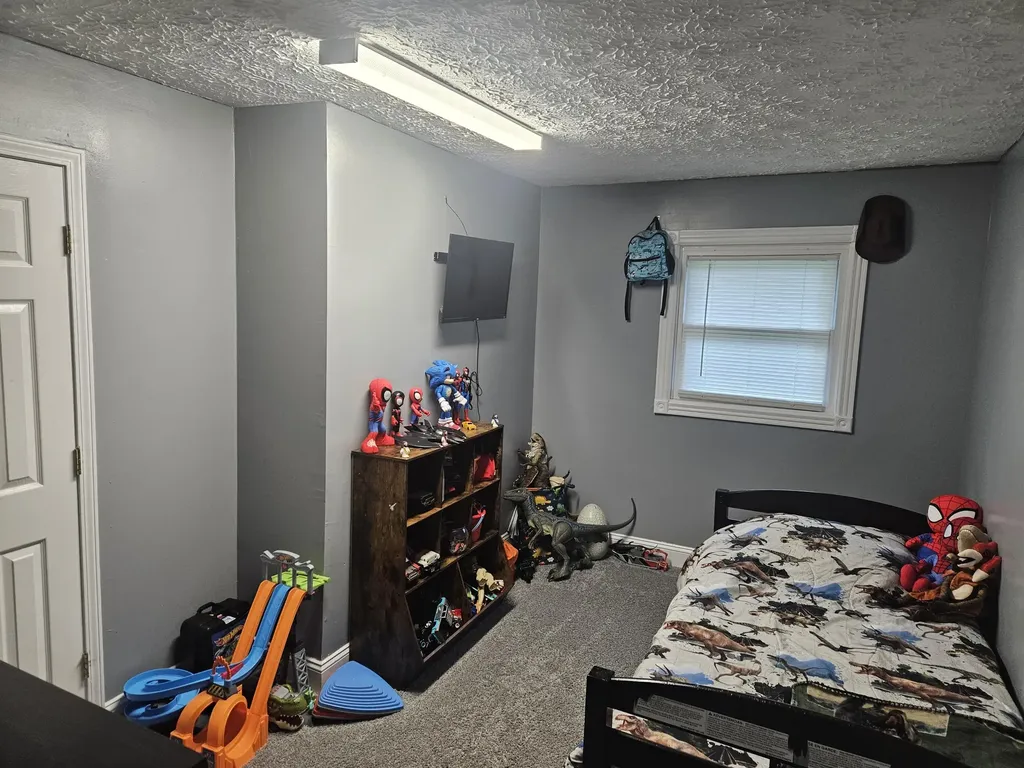 1229 Ky-80 Russell Springs KY 42642