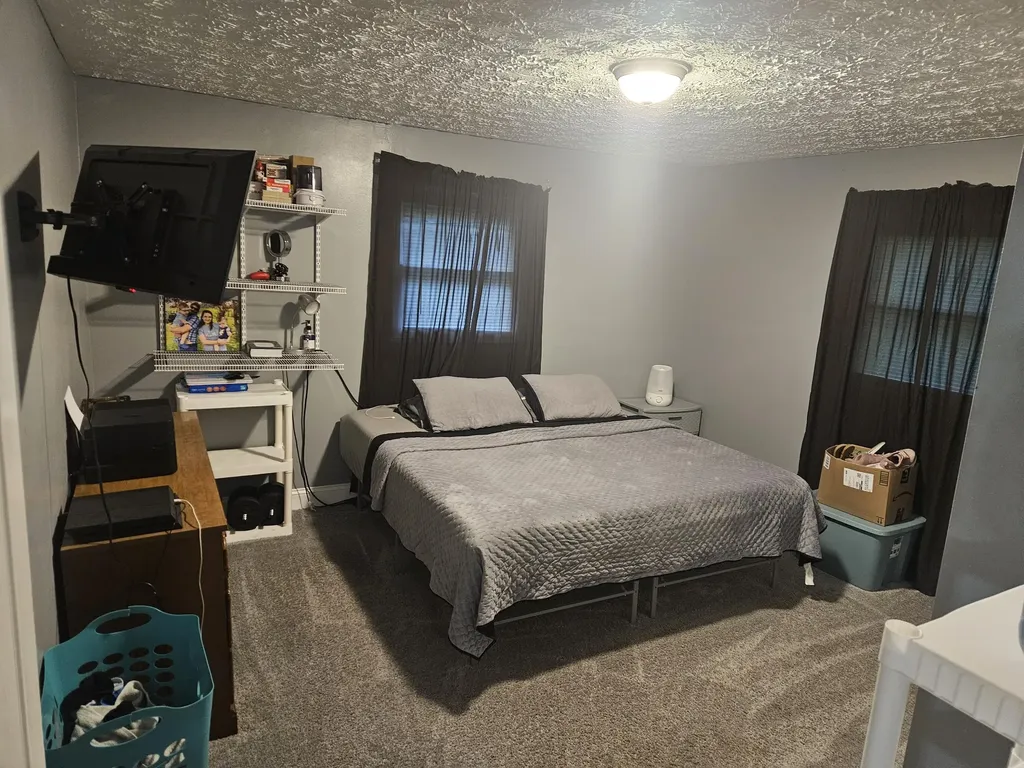 1229 Ky-80 Russell Springs KY 42642