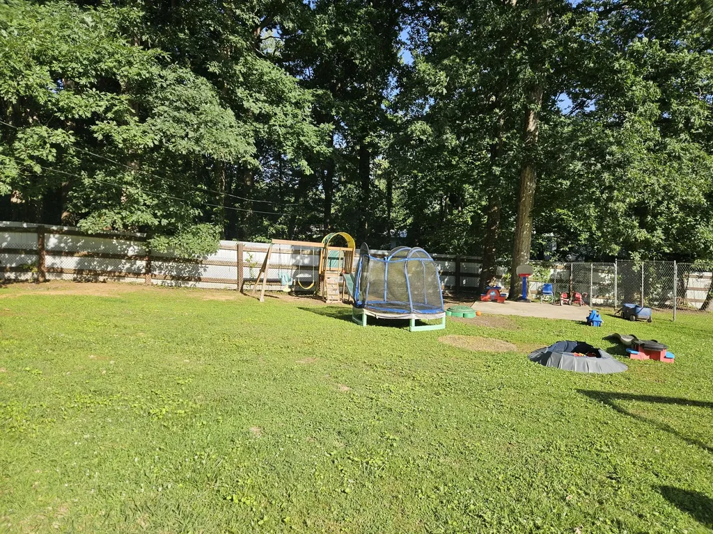 1229 Ky-80 Russell Springs KY 42642