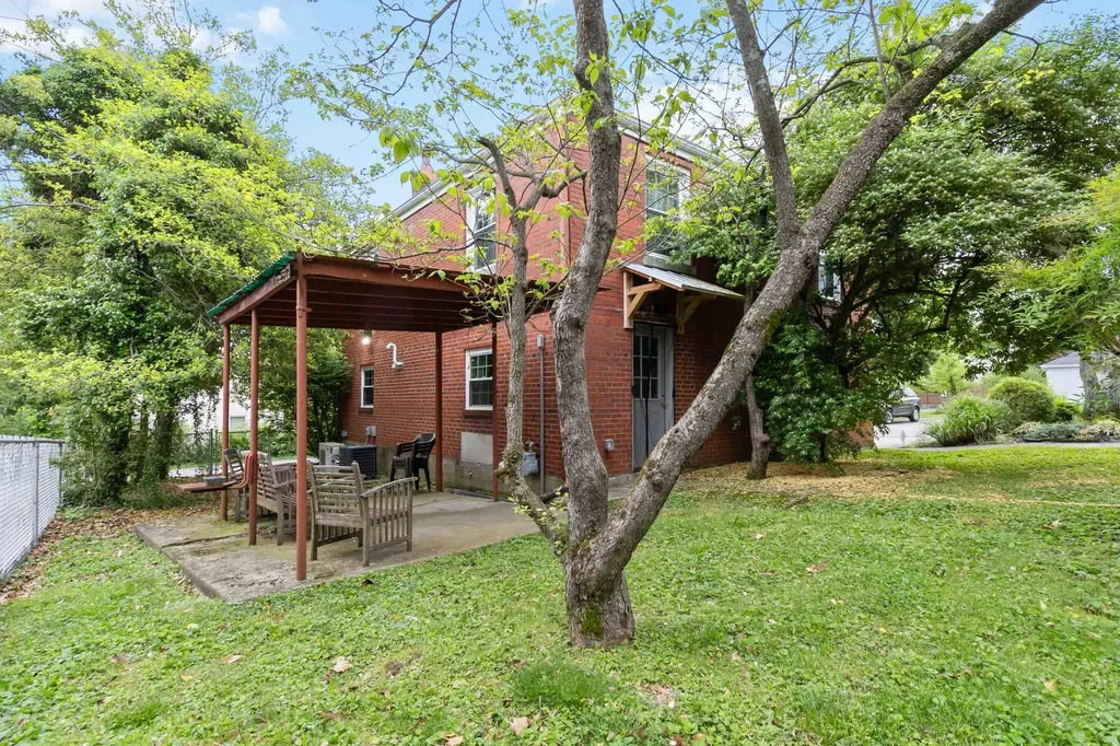 104 Bennington Court Richmond KY 40475