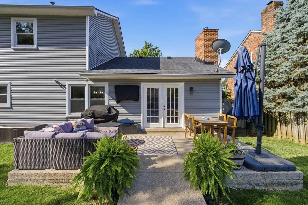 2013 Planters Court Lexington KY 40514