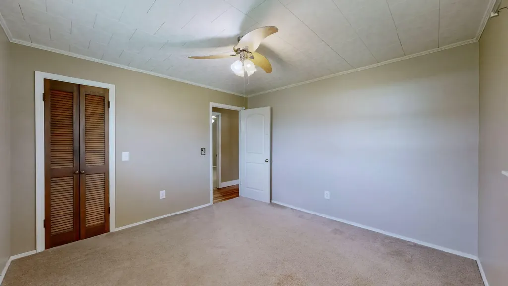1875 Buffalo Road New Concord KY 42076