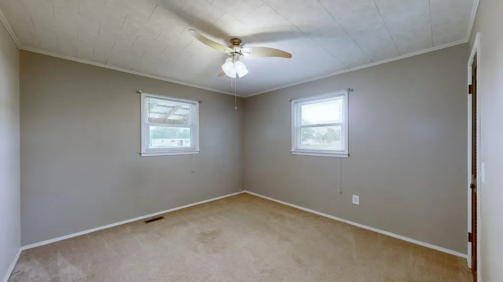 1875 Buffalo Road New Concord KY 42076